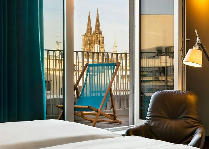 Motel One Köln-Neumarkt