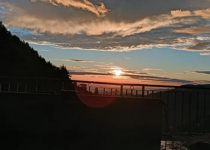 Amazing View Home Stay