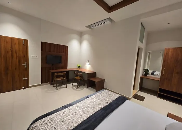 Karippals Inn