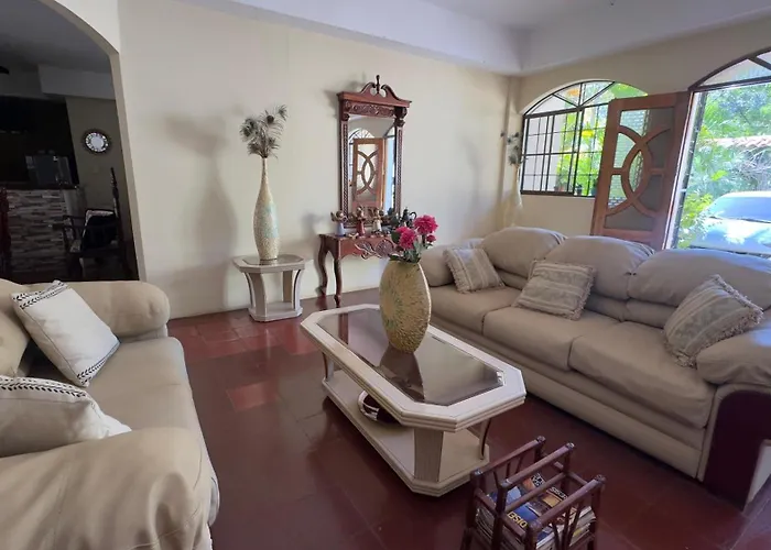Hotel Vizcaíno León