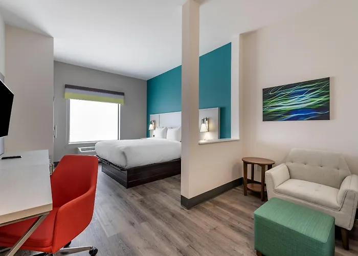 Comfort Suites Colorado Springs East - Medical Center Area