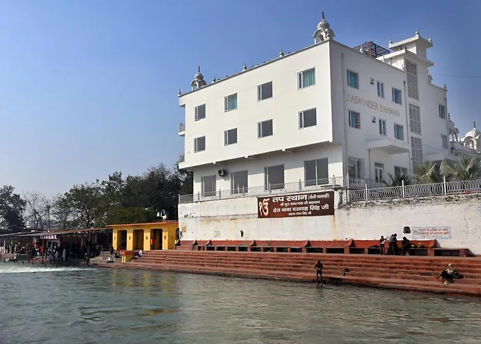 Jaswinder Bhawan - By The Ganges