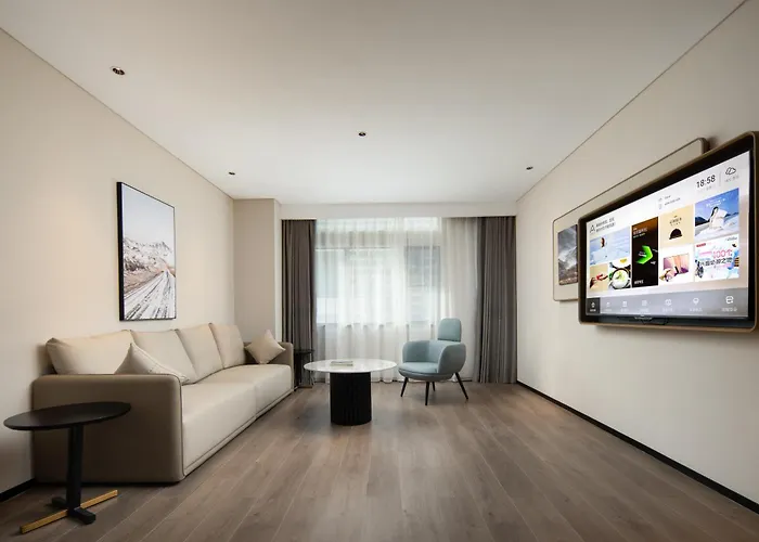 Atour Hotel Huizhou Huiyang New Metropolis