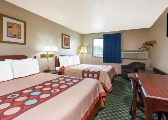 Baymont By Wyndham Bridgeton St Louis