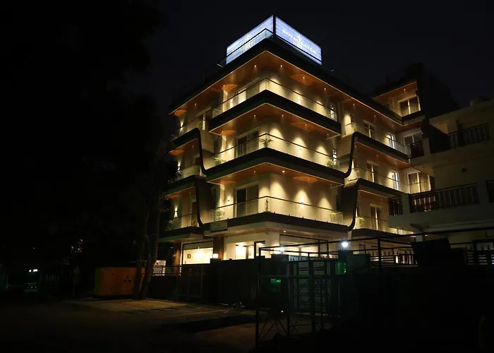 Royal Raven Hotel & Banquet' Greater Noida Nearby India Expo Centre & Mart