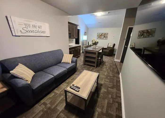 Newfound Inn And Suites