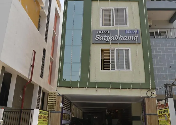 Hotel Satyabhama Lodge