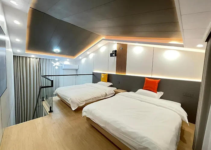 Yanmu Homestay, Yinhai District, Beihai City