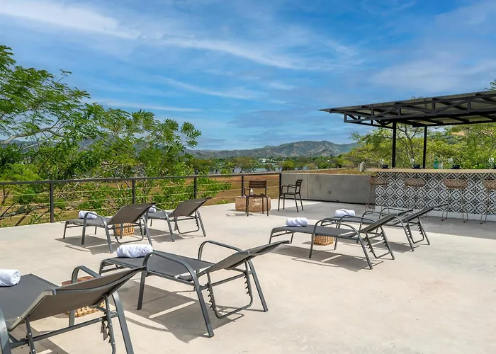 Nelblu Flamingo Suites