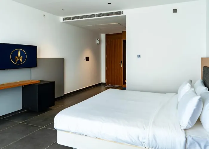 Avm Elite Suites Malur