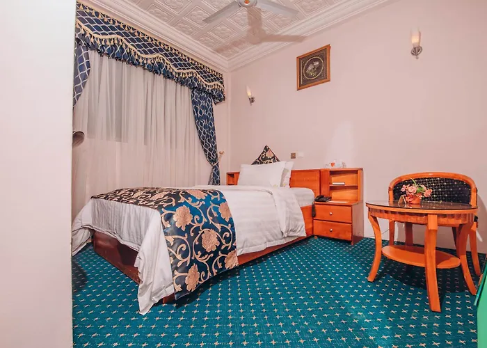 Mac-Dic Royal Plaza Hotel