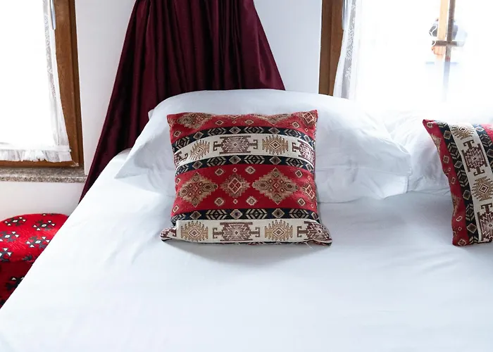 Hotel Ari Old Town
