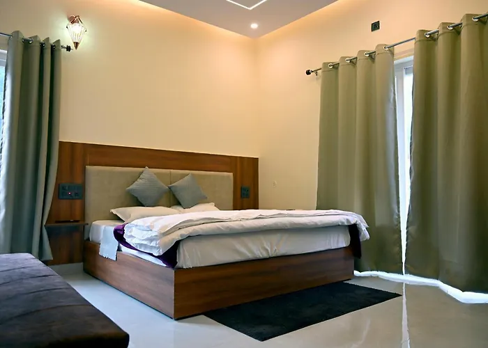 Hotel Highway Nest