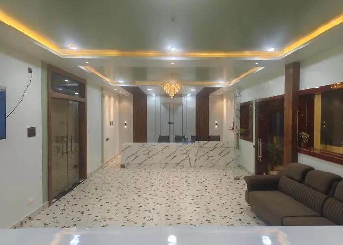 Pr Palace
