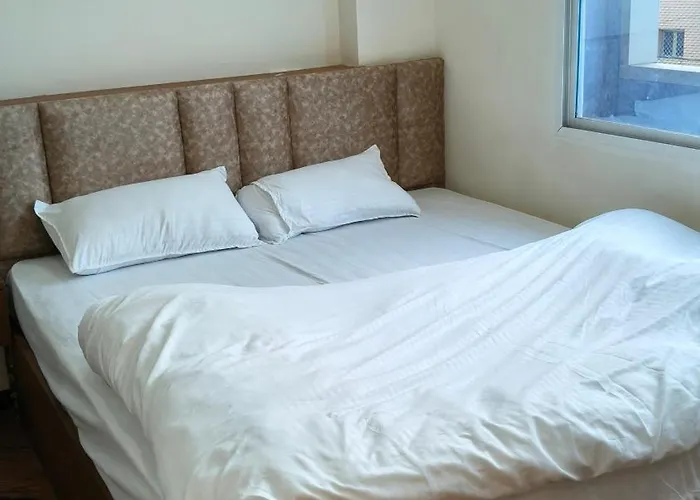 Hotel Shivaarambh Homestay