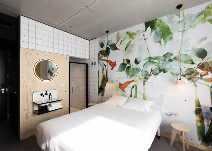 Moloko At De Melkhal - Just A Room - Digital Key By Sms