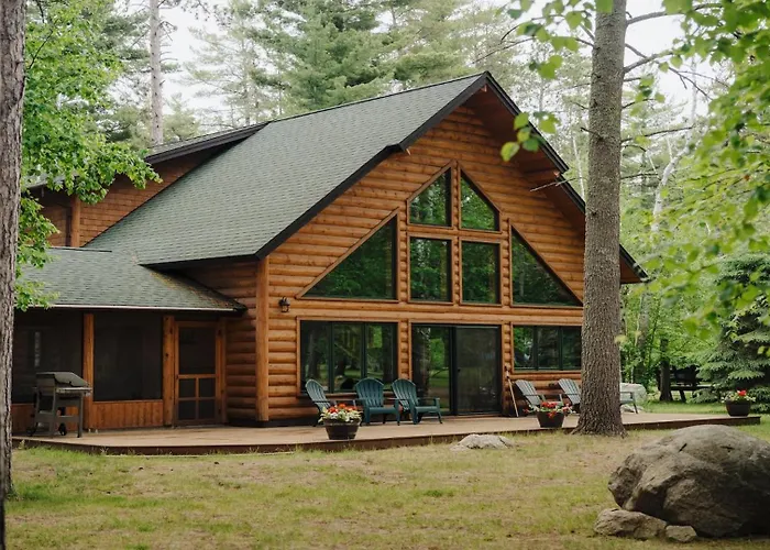 Timber Bay Lodge And Houseboats