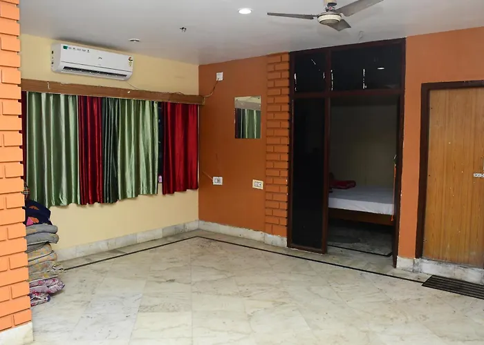 Hotel Sampark
