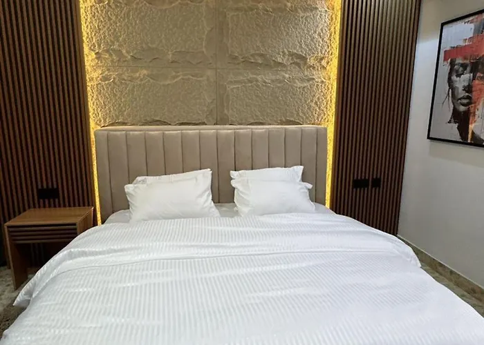 Lincoln Royal Hotel