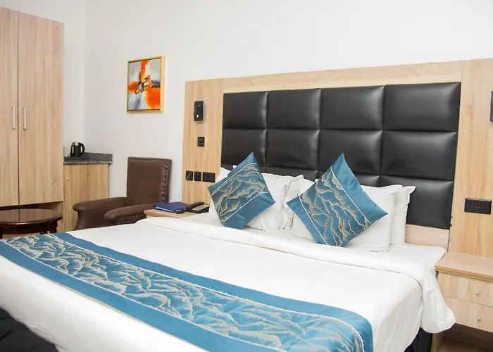 Golden Tulip Hotel
