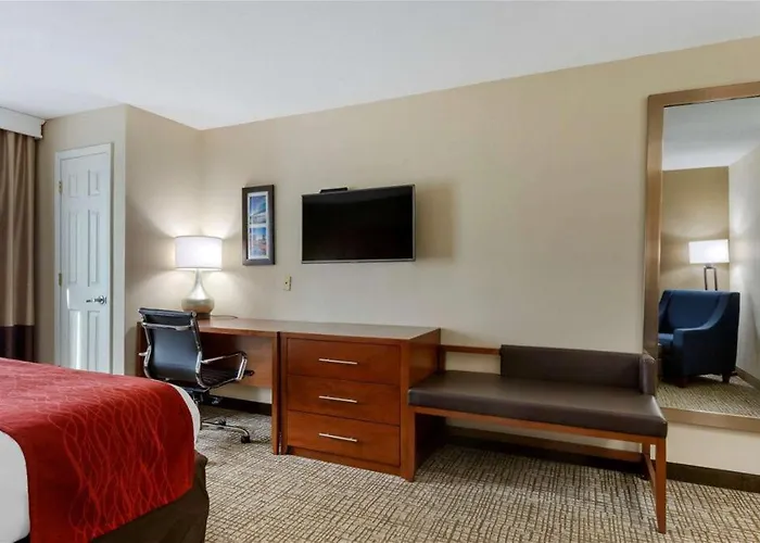 Springplace Inn & Suites