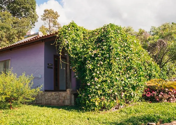 Pousada Canto do Papagaio