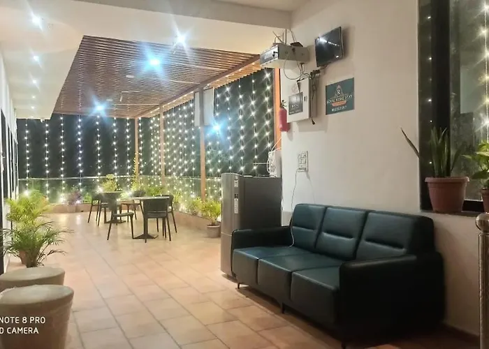 Royal Home Stay