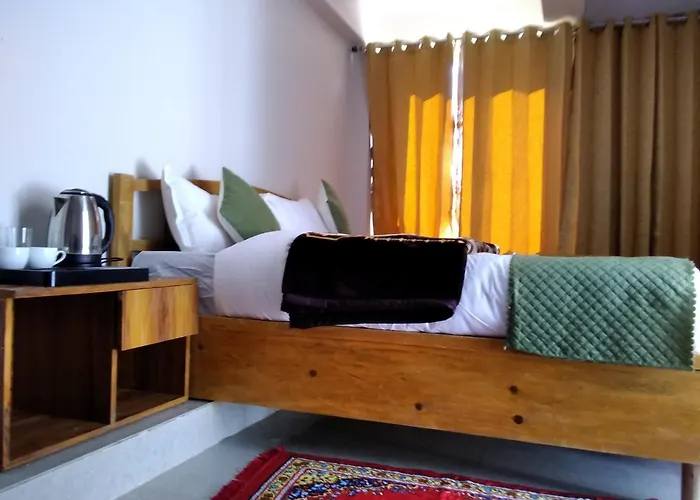 Mount Aura Stay & Dine