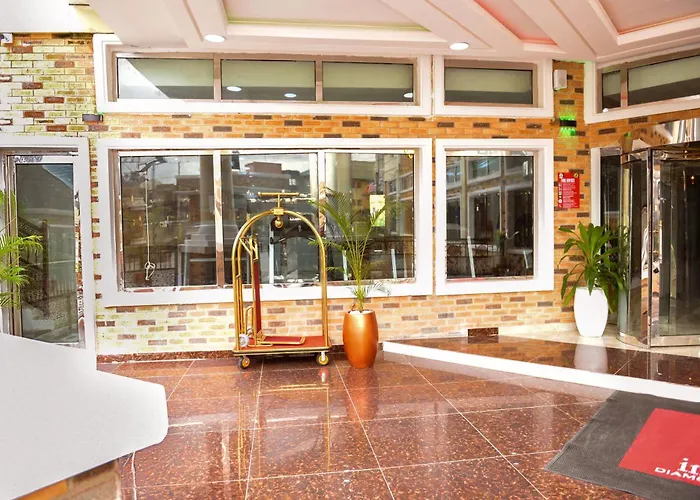 Immaculate Excellence Luxury Hotel