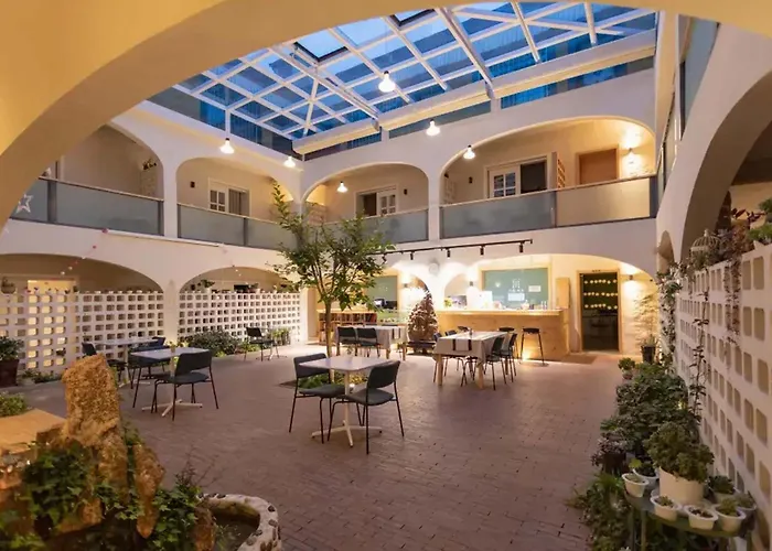 Tranquil House