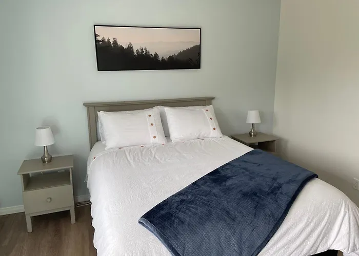 Buoy & Arrow Suites