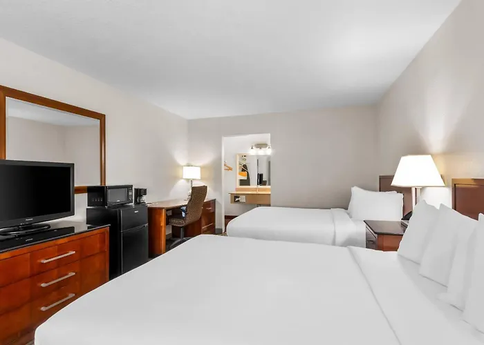 Quality Inn & Suites Lake Havasu City
