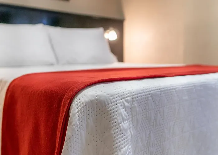 Hotel Everest