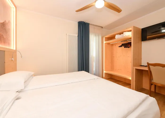 Hotel Denny