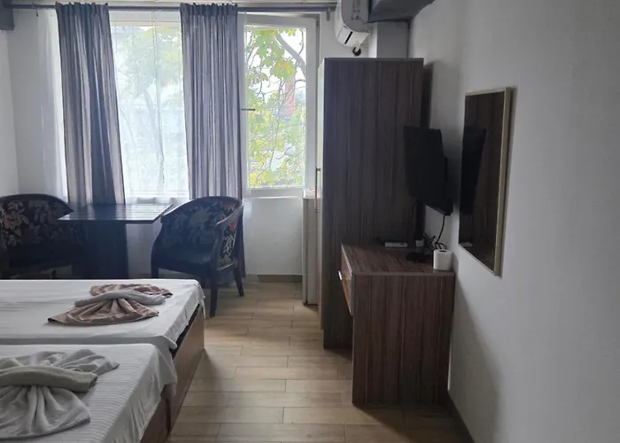 Hotel Zara Rooms
