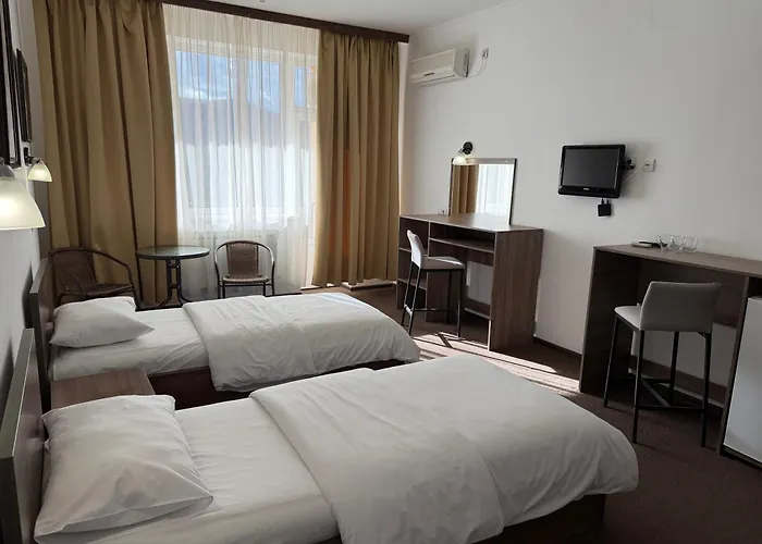 Erney Laz Hotel
