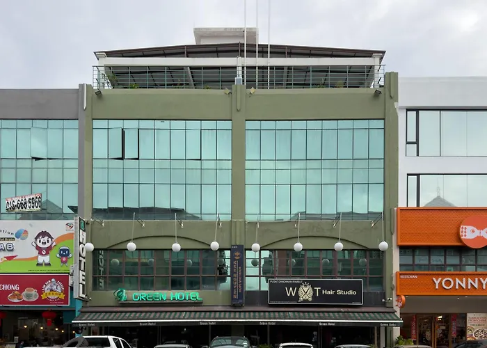 Green Hotel