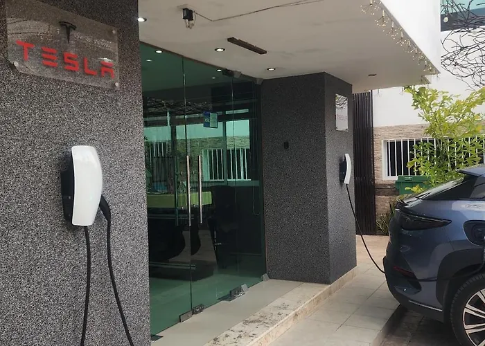 Hotel & Suites Country Valladolid