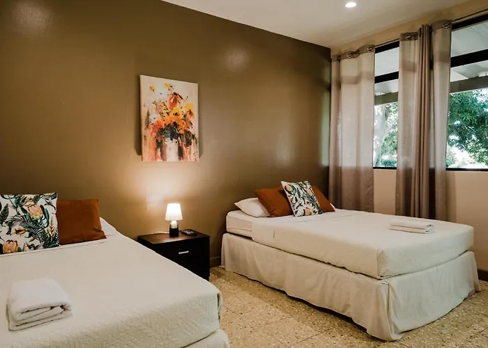 Hotel Diria Santa Cruz