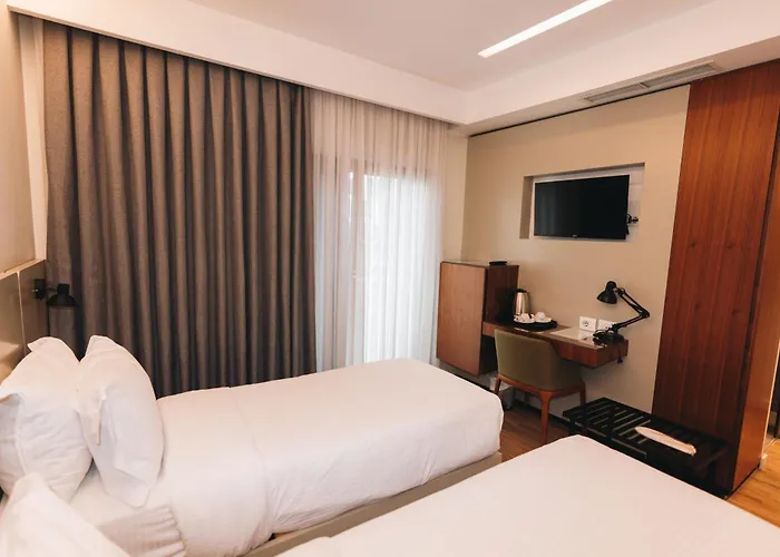 Hotel Theatro- City Center