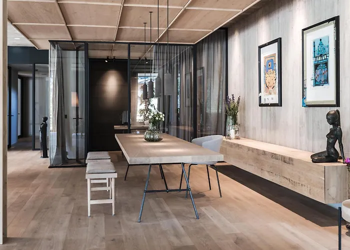 Zelloon Boutique Hotel