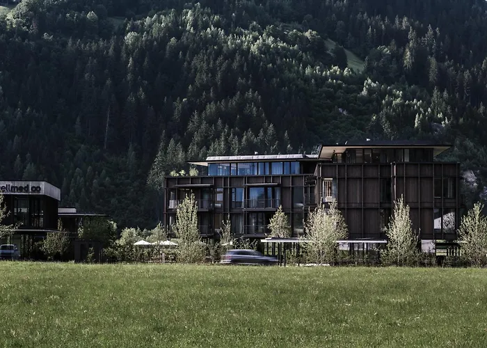 Zelloon Boutique Hotel