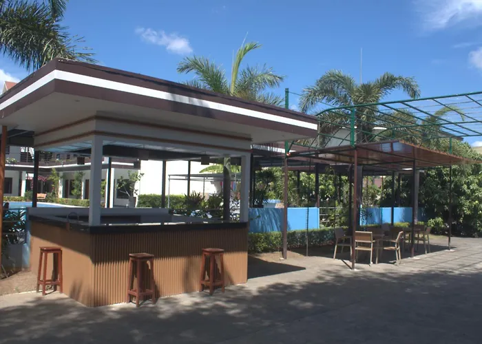 Maclare Resort