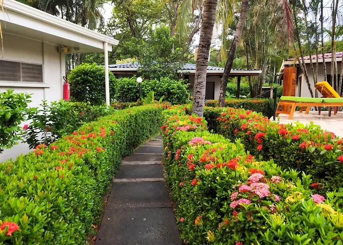 Parti Gras Hotel & Villas En Playa Potrero
