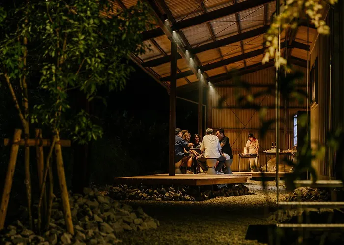 Nanuka Hotel