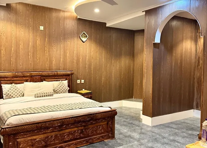 Hotel Pearl Regency