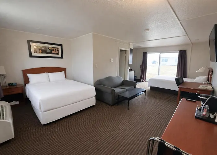 Northern Lights Inn & Suites