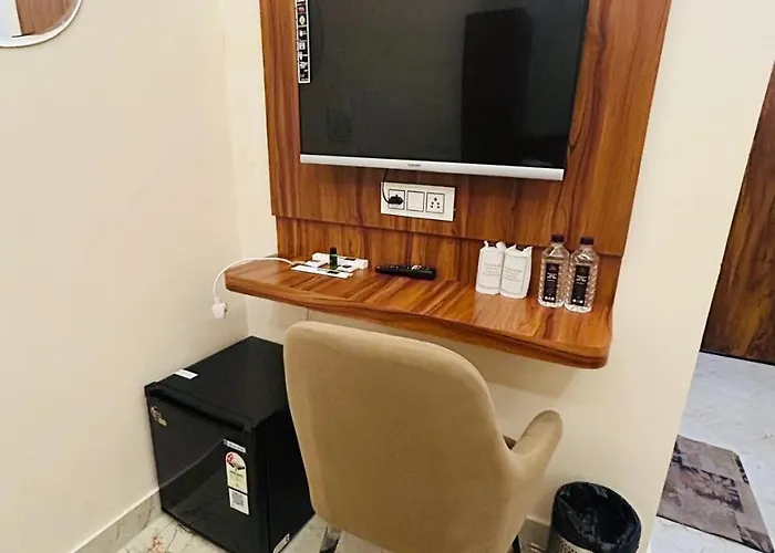 Hotel Dvl Inn- Near Jalmahal Jaipur
