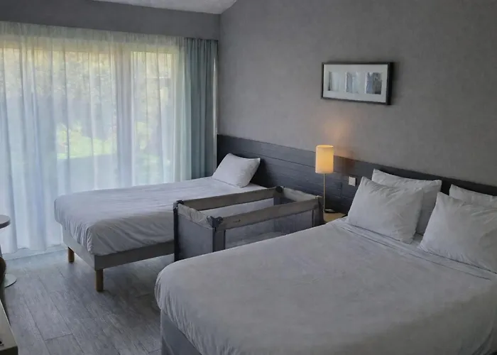 Kyriad Angouleme Nord Champniers- Hotel & Residence