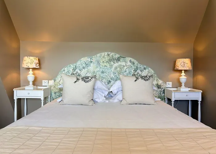 Hotel Traiteur Les Ormes, The Originals Relais